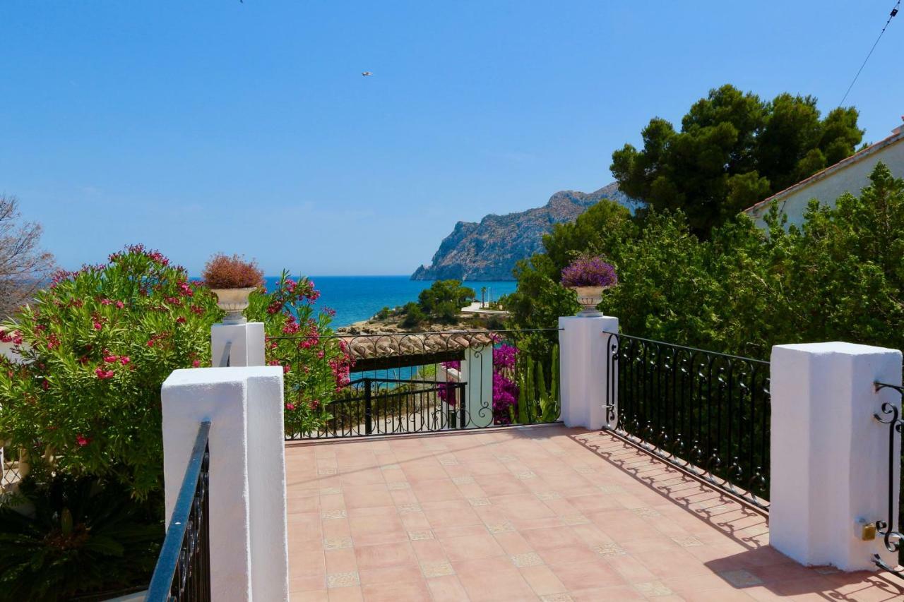 Calalga Сasa Frente A La Playa Con Piscina Privada Villa Calpe Kültér fotó